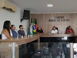 A Câmara de Vereadores da cidade de Cacimbas no sertão aprova projeto de lei em sessão extraordinária para custear despesa com cirurgia do atual Prefeito.