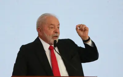 Lula entregará a cientistas medalha retirada por Bolsonaro