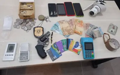 No Sertão: Polícia Civil prende homem em flagrante por posse de arma e droga, durante cumprimento de busca